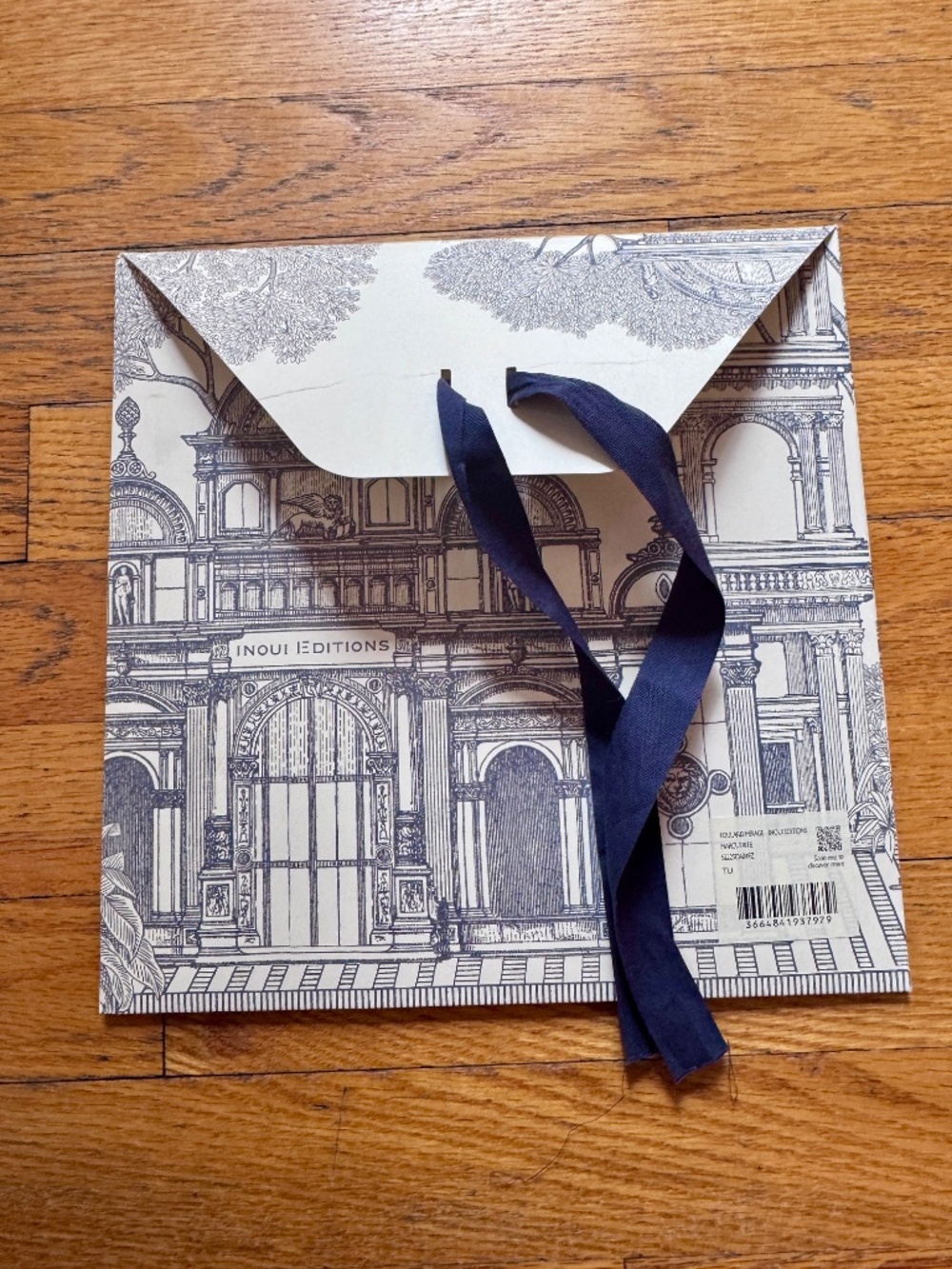 Sezane Mirage Scarf - Sézane X Inoui Editions Marguerite - Size T-U - Picture 8 of 12
